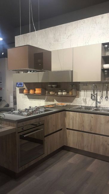  Giornata proficua... cucina, camera da letto e parete attrezzata! - 2