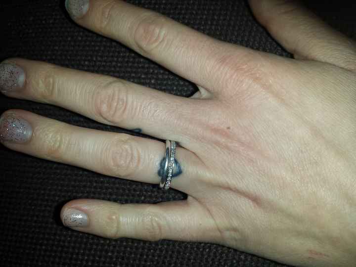 Ditemi che anche a voi l'anello di fidanzamento si muove! :( - 1