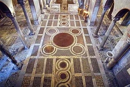 pavimentazione cosmatesca