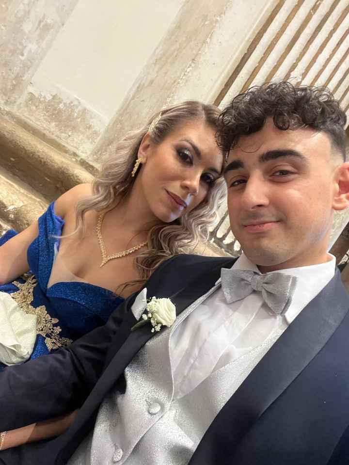 Postate una foto di voi due 👇 - 1