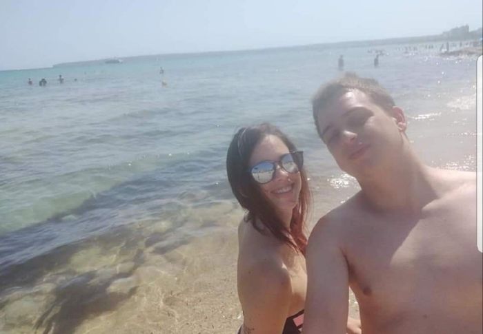 Condividete la vostra prima foto insieme e quella più recente! 29