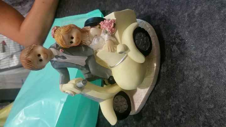 Cake topper - 1