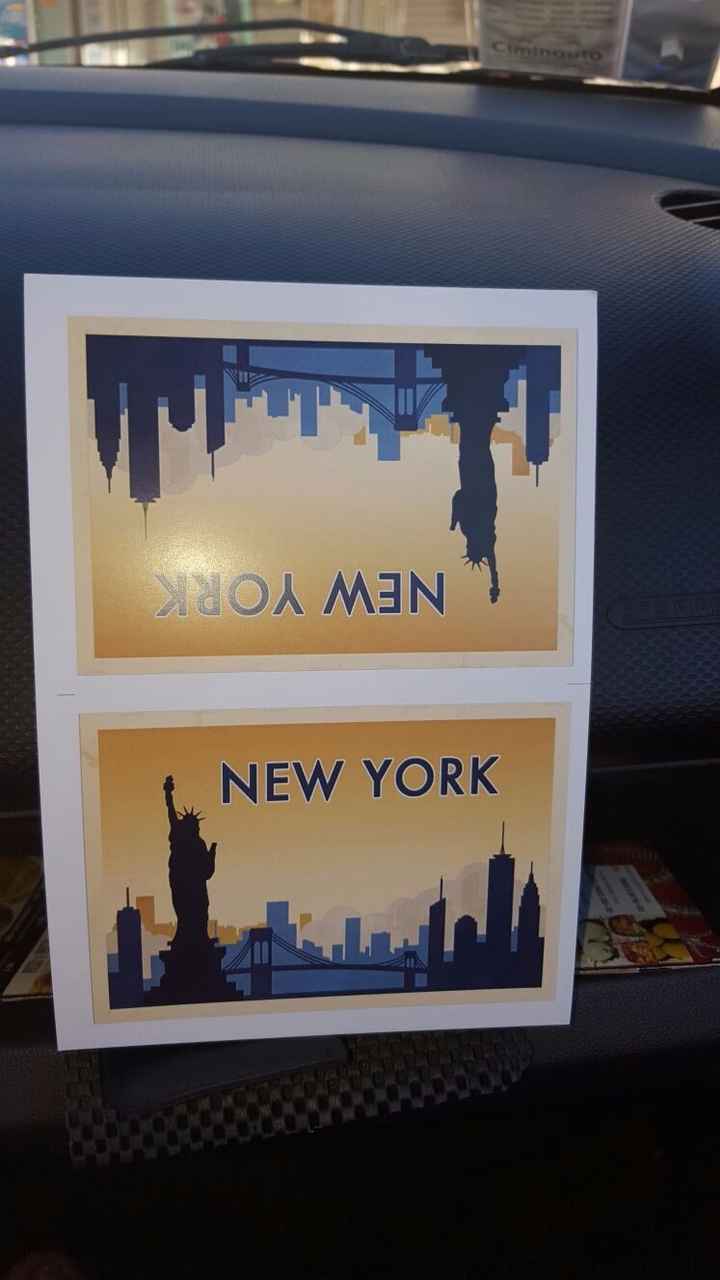 Biglietto sul tavolo