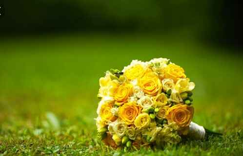 Tre idee bouquet...in giallo!votate! - 1