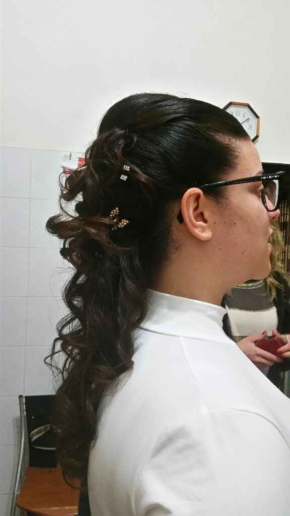 Finalmente la mia acconciatura....e proprio come la sognavo.....la 2 prova sposine.....cosa ne pensa