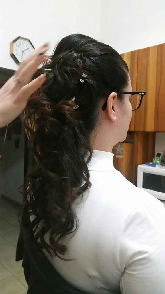 Finalmente la mia acconciatura....e proprio come la sognavo.....la 2 prova sposine.....cosa ne pensa