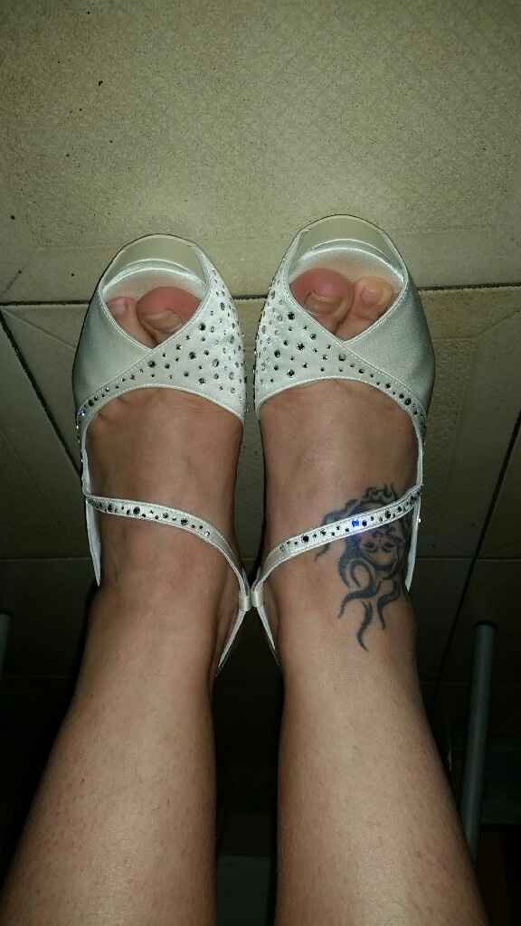 Sposine vedete come mi stanno le scarpette..? - 2
