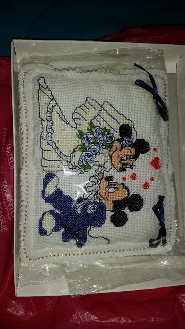 Cuscino portafedi a puntocroce - 1