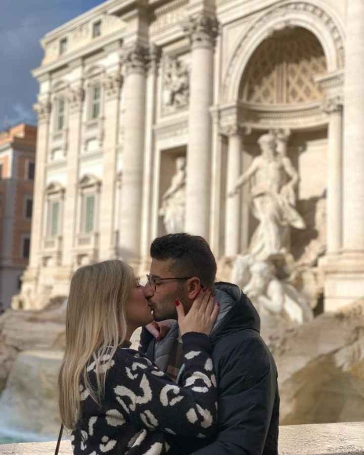 Postate una foto di voi due 👇 - 1