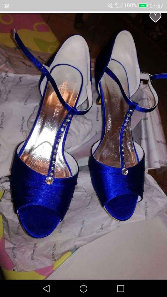 Trovate le scarpe! 👌💙 - 1
