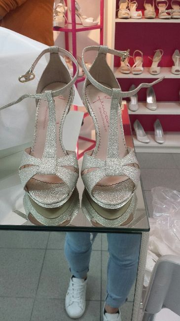 Fatemi vedere le vostre scarpeeeeeee!! - 1