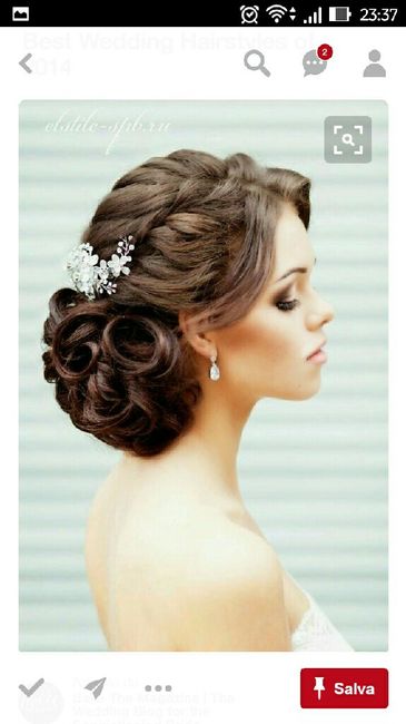 Acconciatura abito scollato sulla schiena - 4