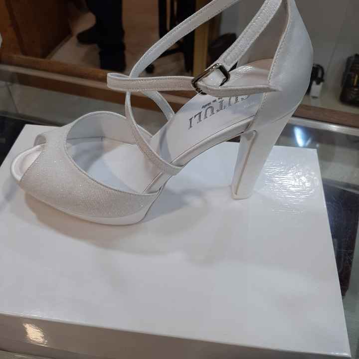 Finalmente le scarpe - 1