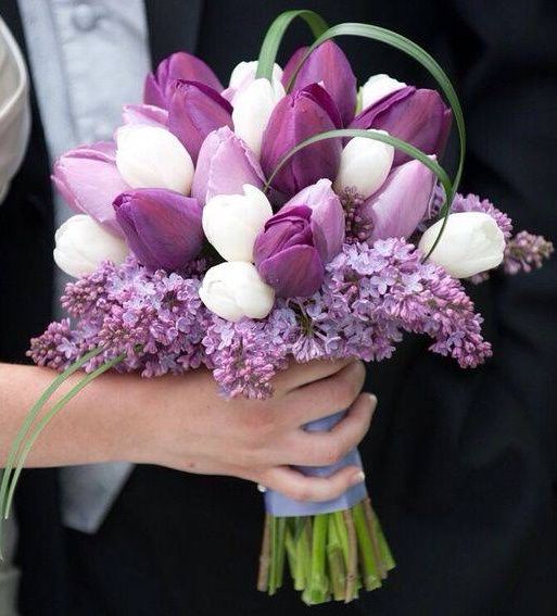 Il bouquet della sposa va scelto in base al vestito? 2