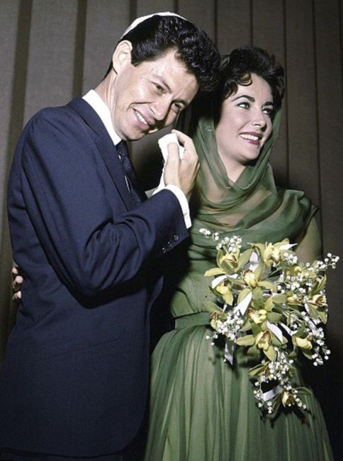 Briciole di gossip: La divina Liz 😍 6