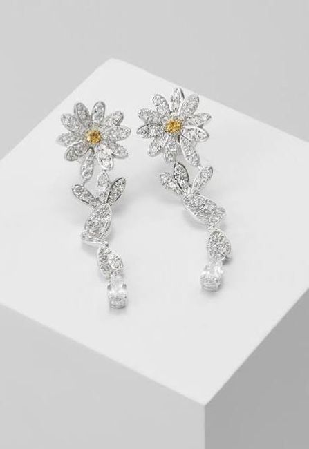 Orecchini!!! Consigli :) 5