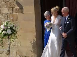 Ingresso in chiesa con entrambi i genitori 3