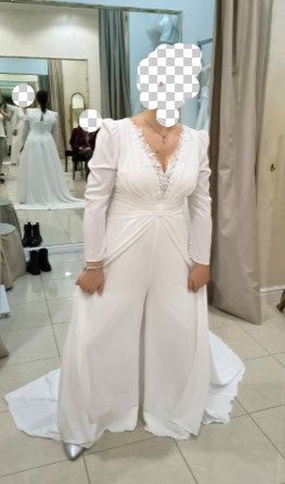 vendo Abito da sposa Alma Novia 2026 – stile elegante con pantalone e strascico 3