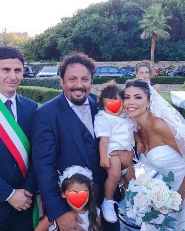 Enrico Brignano e Flora Canto sposi a Roma 👇 - 3