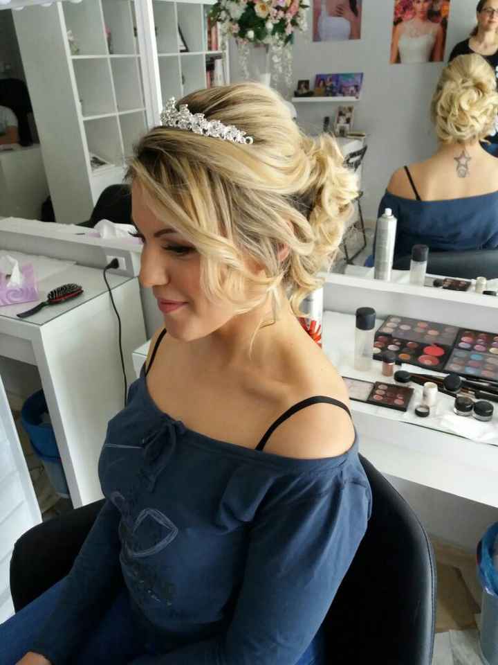 Trucco ed acconciatura scelti 😍 - 3