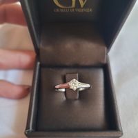 Come è il vostro anello di fidanzamento?? - 1