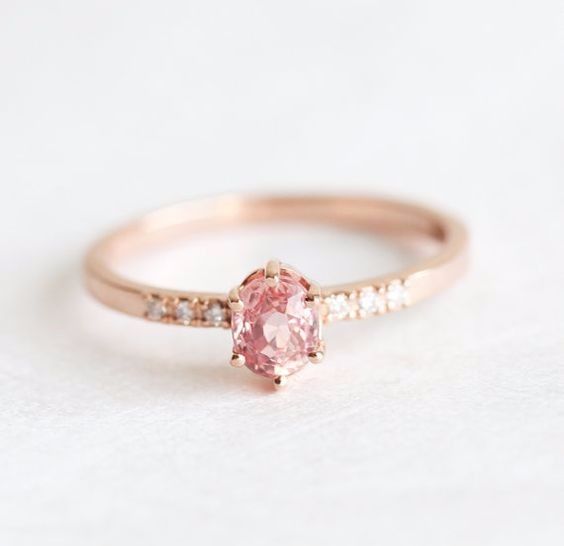 anello zaffiro rosa