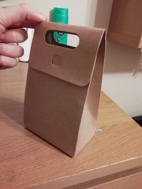confezione in carta kraft