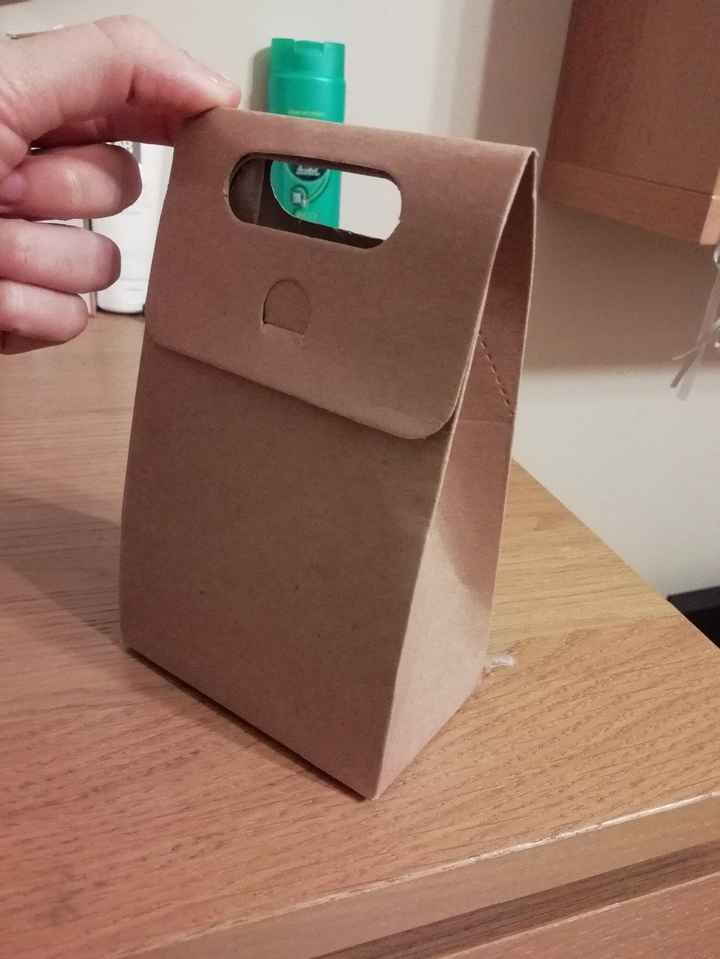 confezione in carta kraft