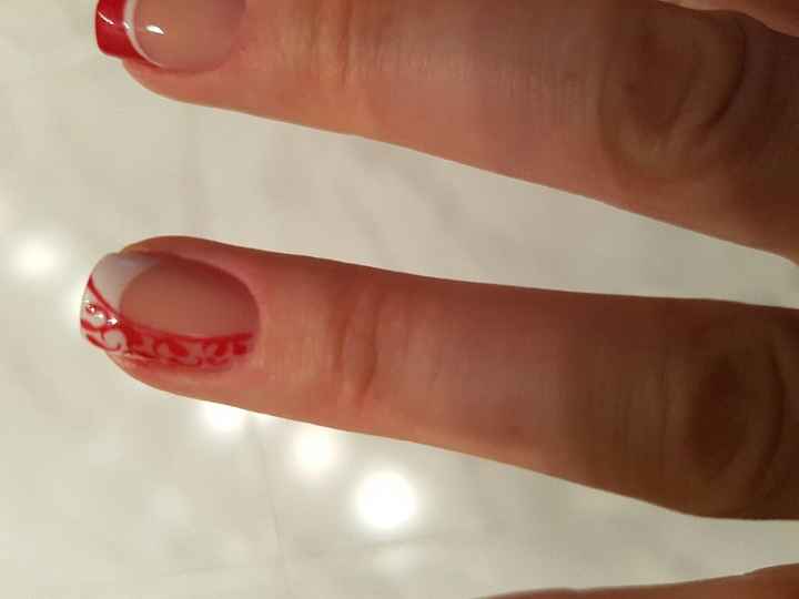 Domani mi sposoooo ecco le mie unghie - 2