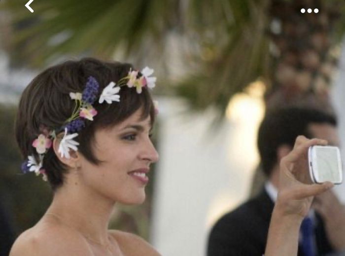 Idee acconciature capelli corti e cortissimi 💇‍♀️ 10