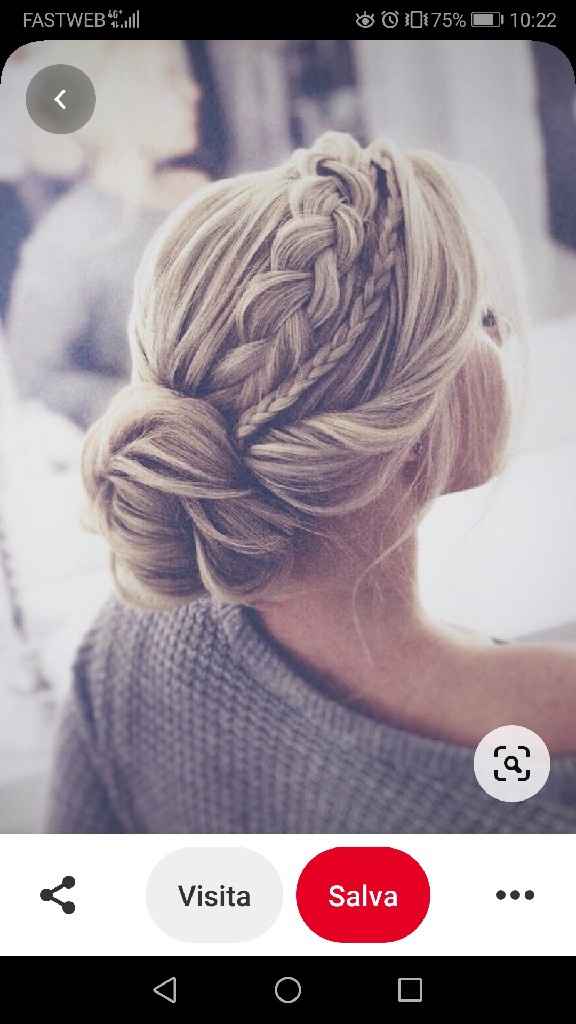 Acconciatura raccolta - 2