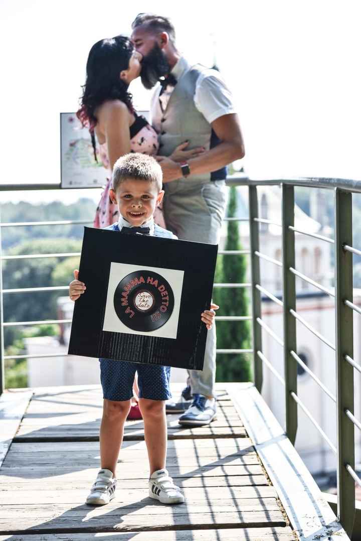 non vede l'ora di portare le fedi