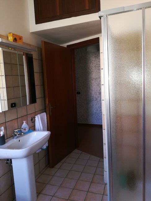 Bagno con cassone