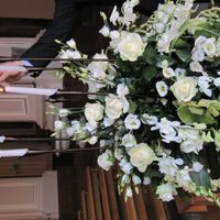 composione fiori per la chiesa