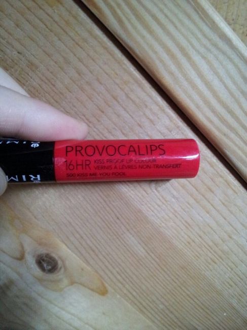 Rossetto rosso si rossetto rosso no? - 1