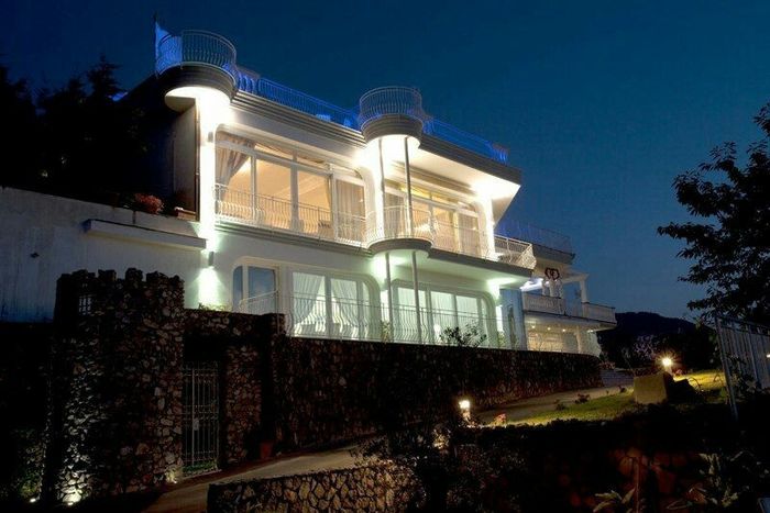 Ristorante villa chateau (lettere) - 2