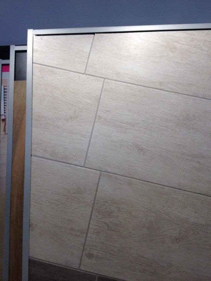 gres porcellanato bianco effetto legno