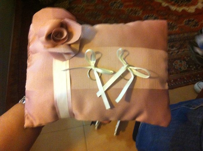 Il mio cuscino porta fedi!!!!