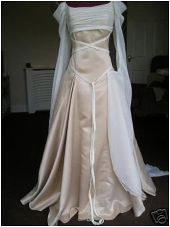 abito stile medievale