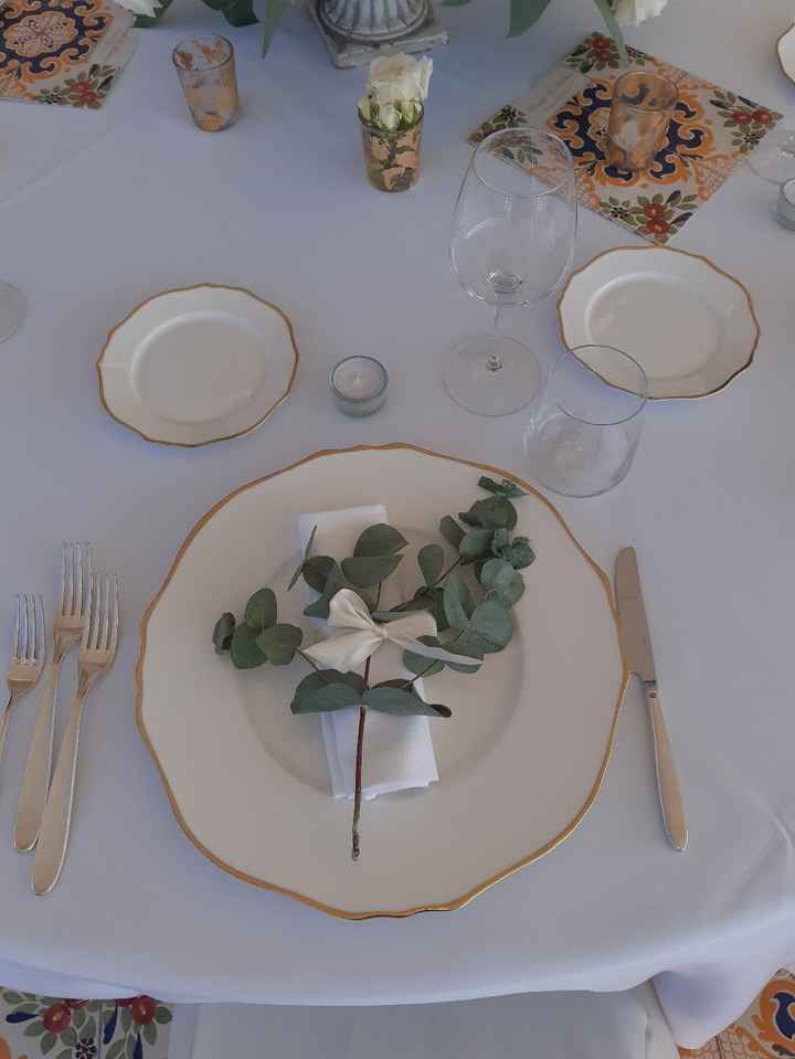 idea fiore nel tovagliolo