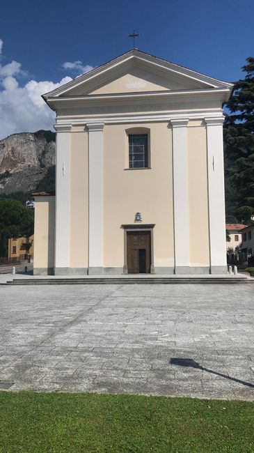 Castello di rossino - chiese 2