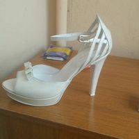 Sono curiosa di vedere le vostre scarpe. .. - 1