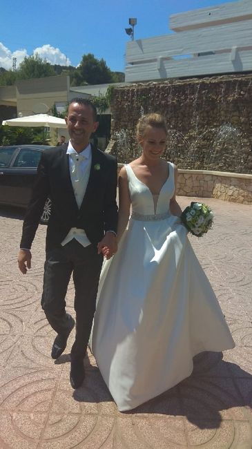 Neo-sposine.. usciamo le foto con i nostri mariti!! 👰🏻🤵🏻 - 2