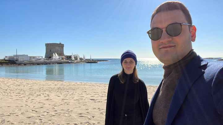 Postate una foto di voi due 👇 - 1