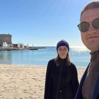 Postate una foto di voi due 👇 - 1