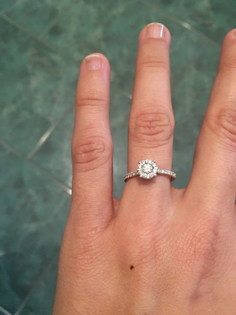 Com'è il vostro anello di fidanzamento? 5