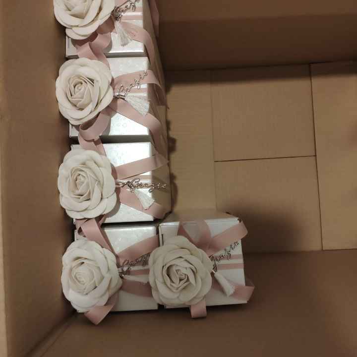 Preparazione bomboniera - 2