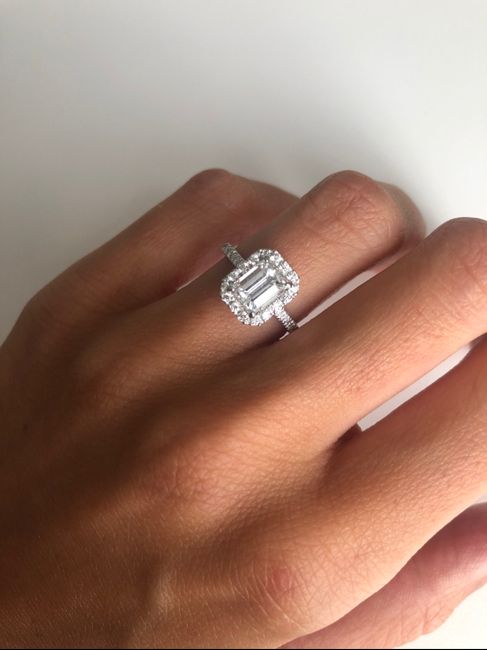 E ora mostraci una foto del tuo anello di fidanzamento! 14