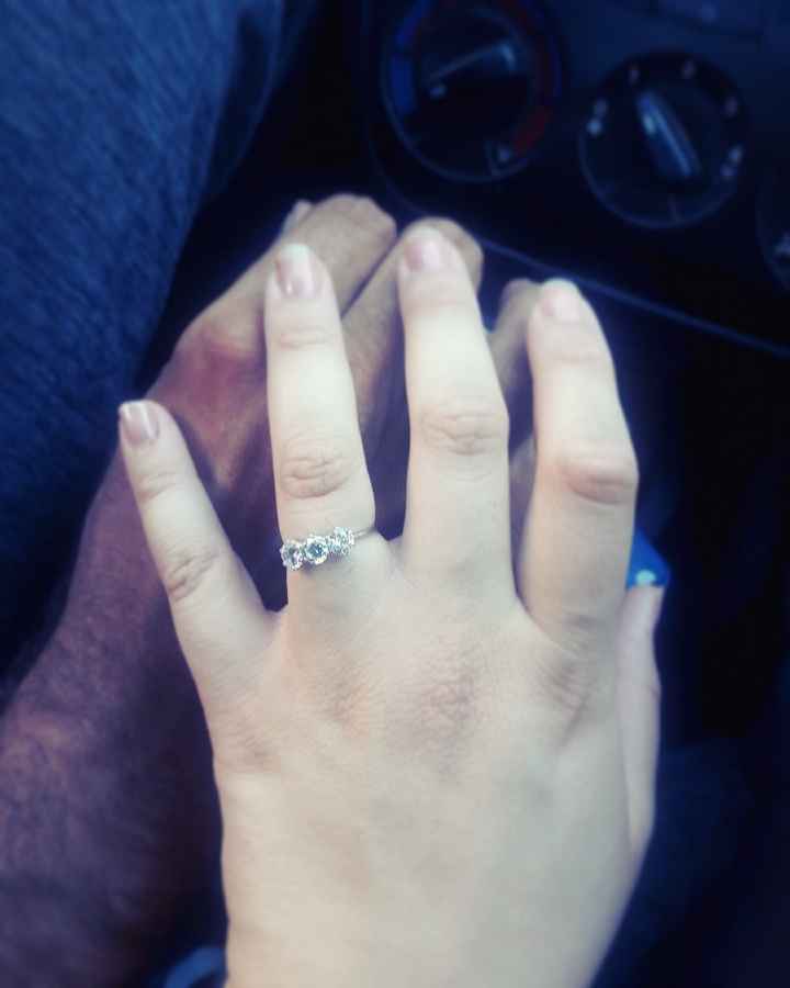 Che tipo di anello hai ricevuto alla proposta? - 1