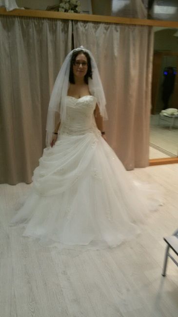 Com'è il vostro abito da sposa? condividiamo la foto? - 1